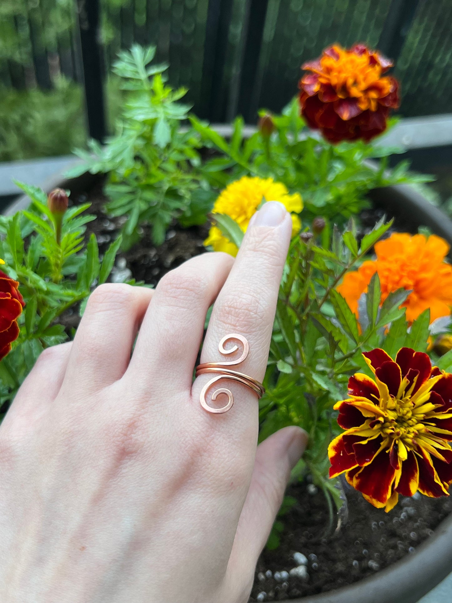 Copper Swirl Tension Ring, Hammered Ring, Wire Wrapped Ring, Simple Jewelry Gift